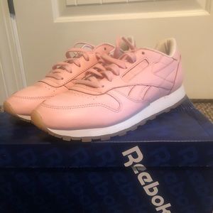 COPY - Reebok Classics